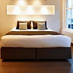 Ams Suites