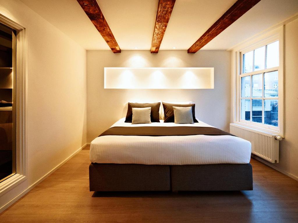 Hotel Ams 3*